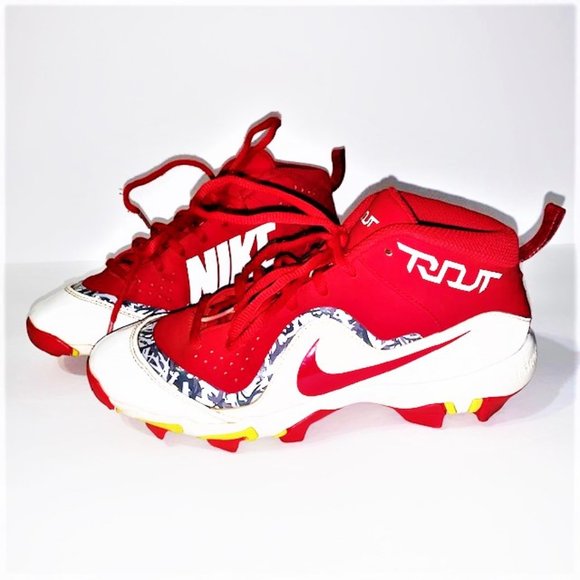 Nike Other - NIKE FastFlex Trout Baseball Cleats - Boy